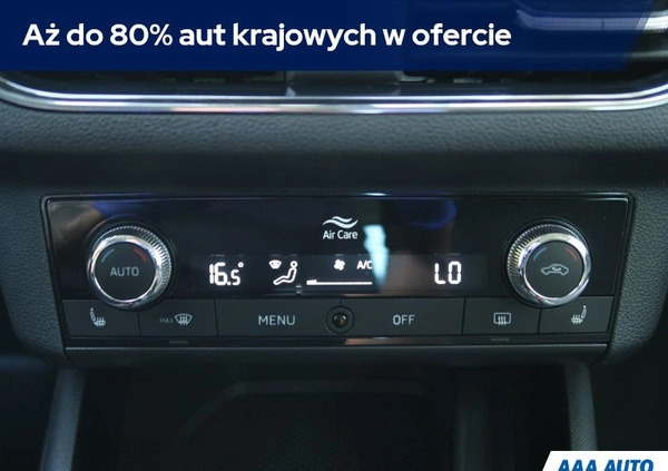 Skoda Kamiq cena 100000 przebieg: 8369, rok produkcji 2022 z Brwinów małe 352